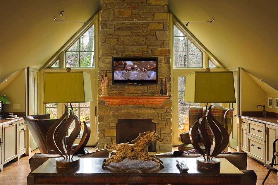 Custom TV Installs Signature Audio Systems